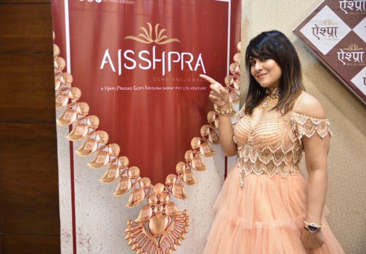 Actress Pakhi Hegde visit Aisshpra Gems & Jewels’ Flagship Outlet in Gorakhpur