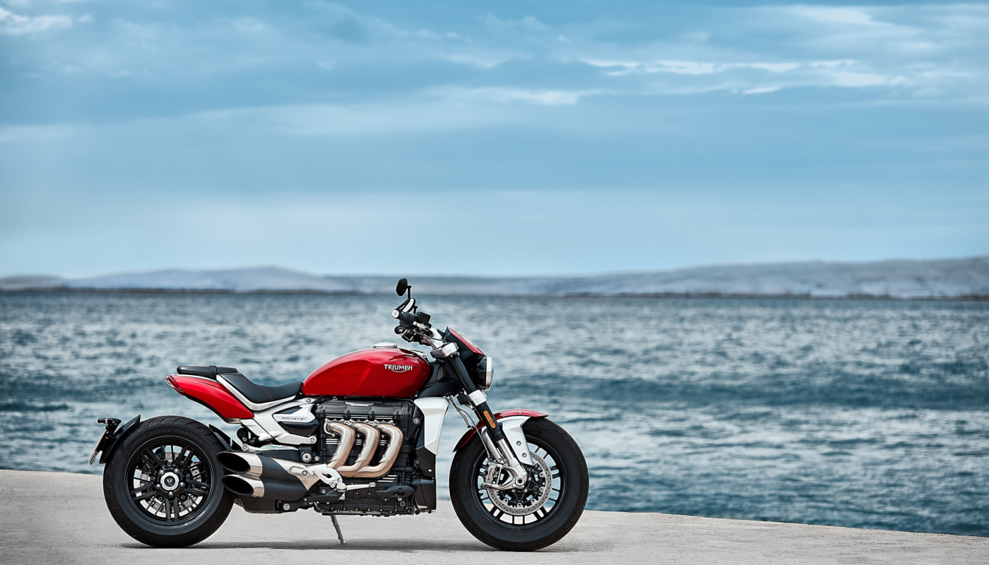 Triumph Motorcycles begins deliveries of the Rocket 3 R