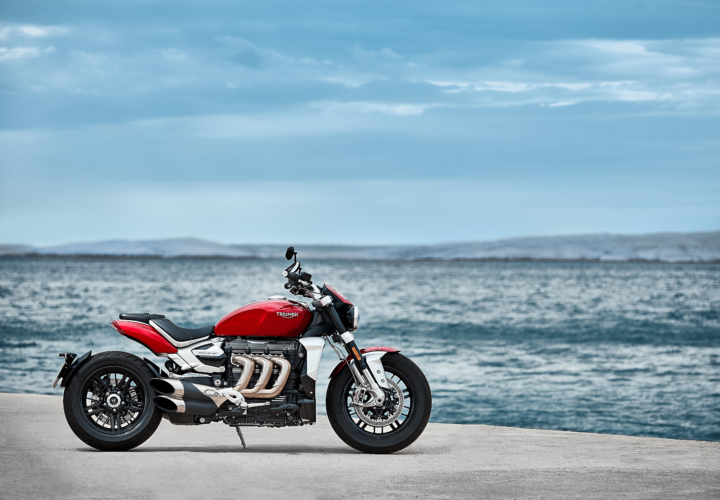 Triumph Motorcycles begins deliveries of the Rocket 3 R