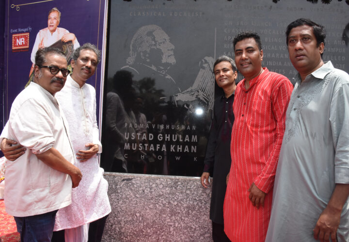 ‘Padma Vibhushan Ustad Ghulam Mustafa Khan Chowk’ Unveiled at Carter Road, Bandra Aaditya Thackeray, Sonu Nigam, Hariharan, Shaan & Ustad ji’s family Grace the Occasion