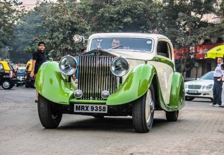 Over 150 vintage vehicles drive down Mumbai roads on Sunday