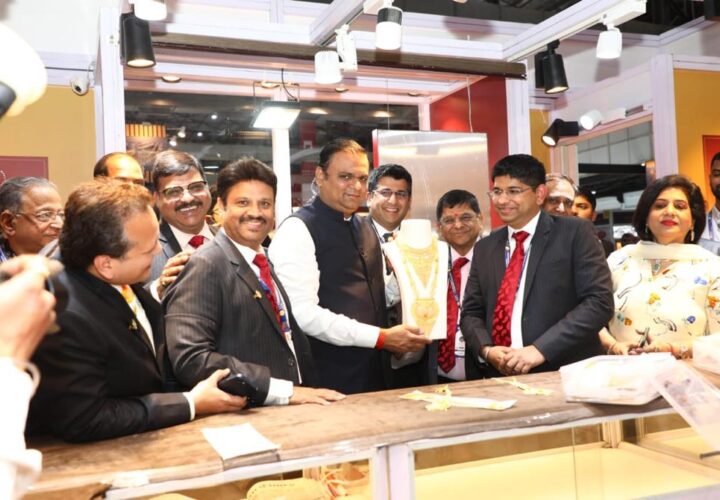 Jewellers at the 3rd India Gems and Jewellery Show project 20% increase in jewellery sales this season