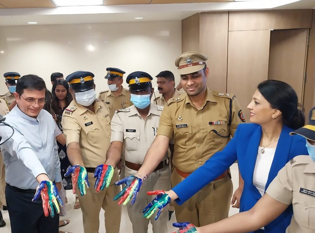   100+ Police officials gather to pledge against tobacco addiction in a unique initiative by Sir HN Reliance Foundation Hospital