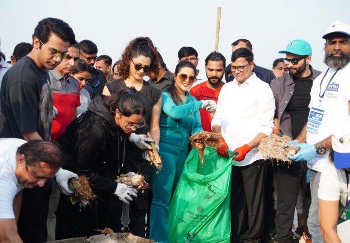 Amruta Fadnavis Leads CLEANATHON 2023: Mumbai’s biggest beach cleanup drive of the year