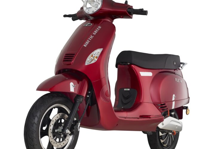 Kinetic Green partners with Axis Bank to offer financing solutions for two-wheeler Electric Vehicles