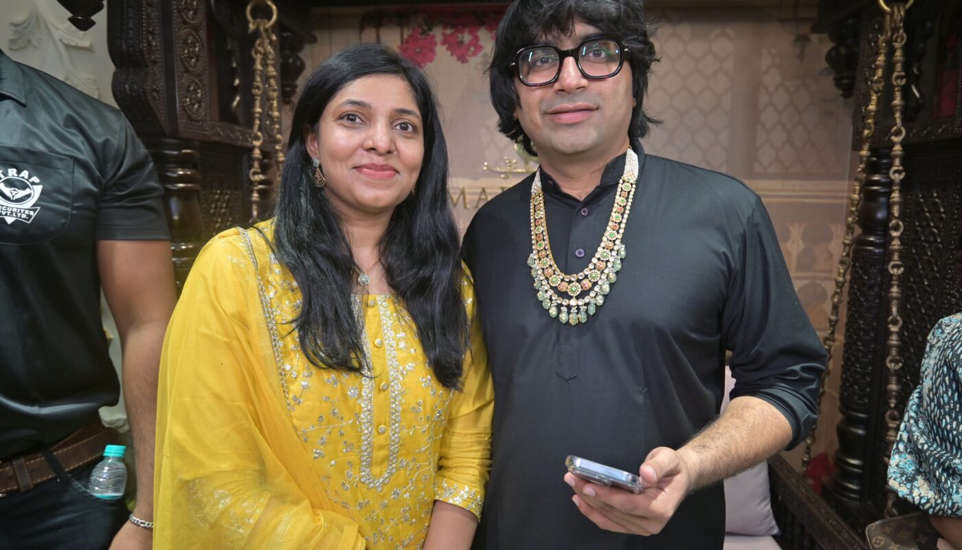 Gujarati heartthrob Malhar Thakar Unveils Manubhai Jewellers’ Utsavi Collection