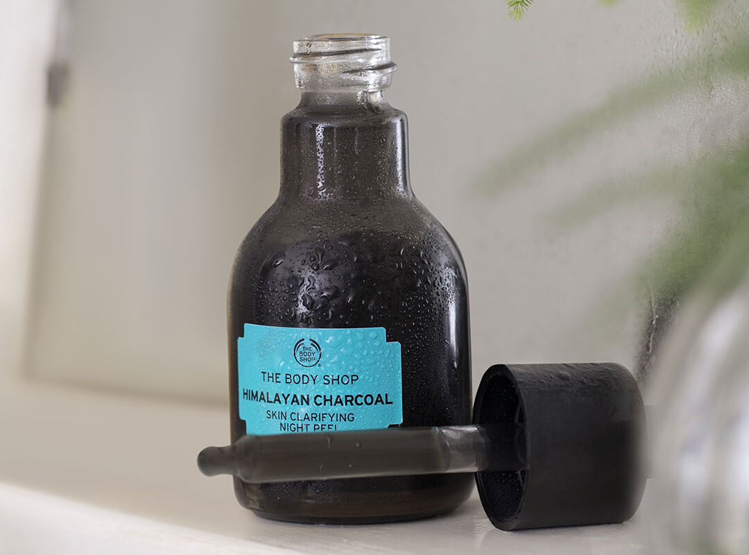 THE BODY SHOP’S NEW CHARCOAL SKIN CLARIFYING NIGHT PEEL