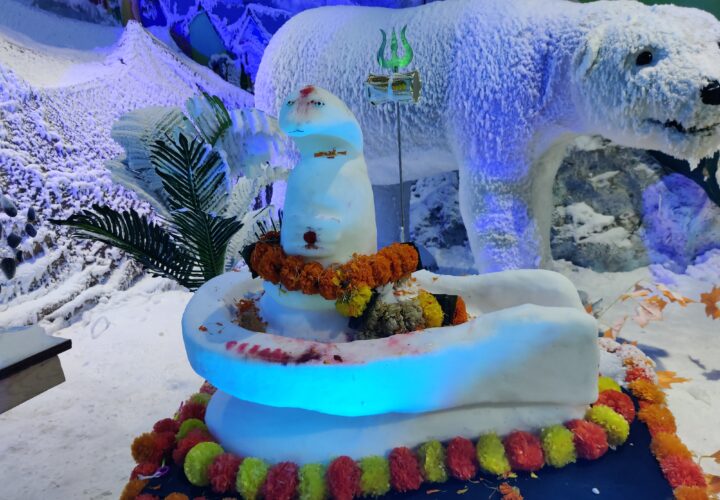 Snow Idol of Lord Ganesha Remains Centre of Attraction at Snow World, Phoenix Market City, Kurla